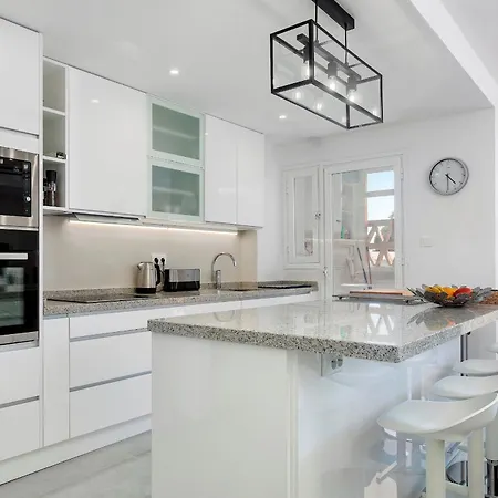 New 300 Mts From - Pass The Keys Marbella