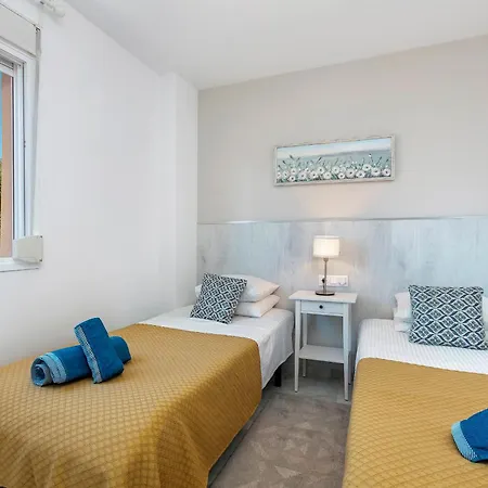 New 300 Mts From - Pass The Keys